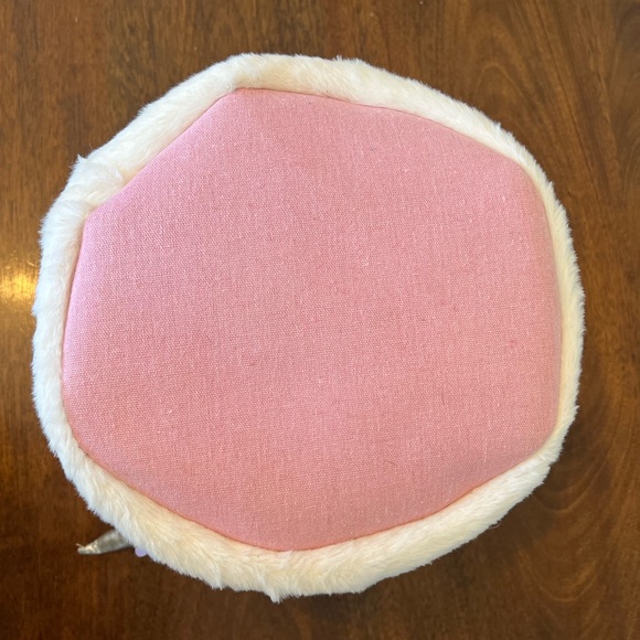 Fuzzy unicorn basket - Picture 6 of 8